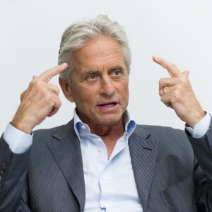 Michael Douglas lors de la conférence de presse du film "Ant-Man" aux Disney Studios à Burbank, le 27 juin 2015.