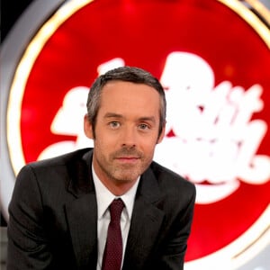 Yann Barthès dans Le Petit Journal.