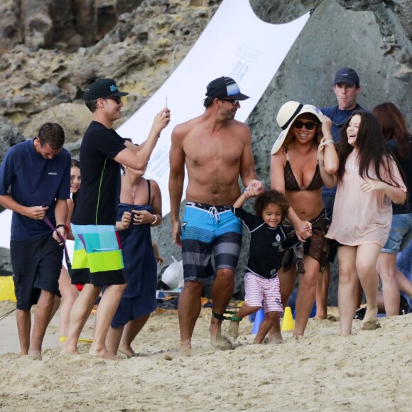 Exclusif - Mariah Carey et ses enfants Monroe et Moroccan en vacances sur une plage de Saint-Barthélémy le 17 janvier 2016