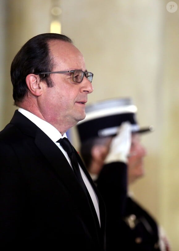 François Hollande au dîner d'état donné en l'honneur du président cubain Raul Castro au palais de l'Elysée à Paris, le 1er février 2016. ©Dominique Jacovides/Bestimage