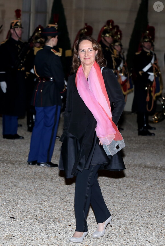 Ségolène Royal au dîner d'état donné en l'honneur du président cubain Raul Castro au palais de l'Elysée à Paris, le 1er février 2016. ©Dominique Jacovides/Bestimage