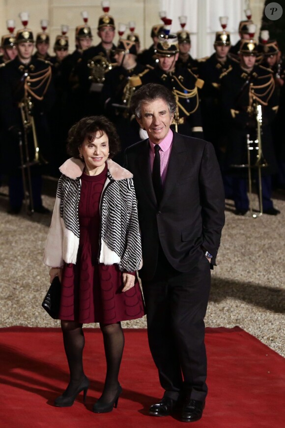 Jack Lang et son éposue Monique au dîner d'état donné en l'honneur du président cubain Raul Castro au palais de l'Elysée à Paris, le 1er février 2016. ©Stéphane Lemouton/Bestimage