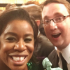 Uzo Aduba (Orange is the New Black) a invité son cavalier de bal de promo à l'accompagner à la 22e cérémonie des Screen Actors Guild Awards à Los Angeles, le 30 janvier 2016.