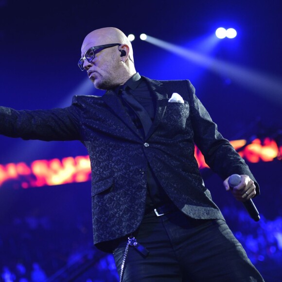 Exclusif - Pascal Obispo - Emission "Bercy fête ses 30 ans - Le concert anniversaire" diffusée le 4 décembre 2015 sur TF1 en direct depuis l'AccorHotels Arena à Paris. ©Veeren/Moreau/Bestimage