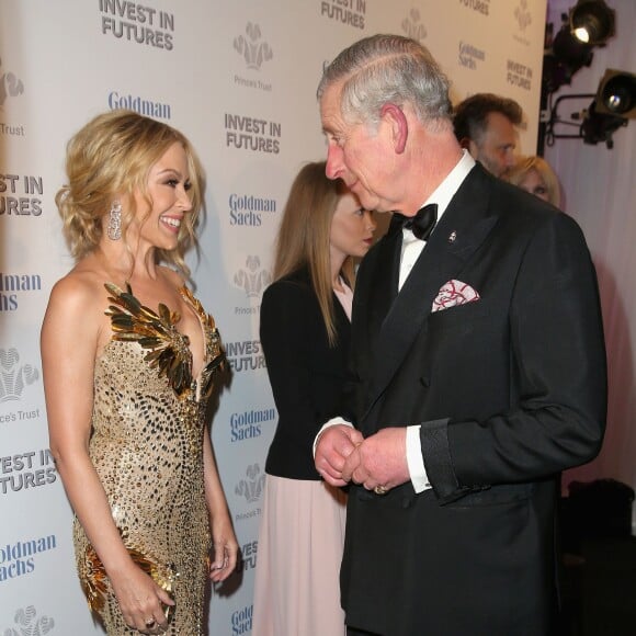 Kylie Minogue, le prince Charles, prince de Galles - Le prince Charles, prince de Galles assiste au dîner de gala "Prince's Trust Invest in Futures" à Londres le 4 février 2016.  Kylie Minogue and Prince Charles, Prince of Wales attend a pre-dinner reception for the Prince's Trust Invest in Futures Gala Dinner at The Old Billingsgate on February 4, 2016 in London, England. The dinner saw the financial community come together to raise vital funds for the youth charity which helps disadvantaged children turn their lives around04/02/2016 - Londres