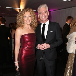 Kelly Hoppen et Phillip Schofield - Le prince Charles, prince de Galles assiste au dîner de gala "Prince's Trust Invest in Futures" à Londres le 4 février 2016.  Kylie Minogue and Prince Charles, Prince of Wales attend a pre-dinner reception for the Prince's Trust Invest in Futures Gala Dinner at The Old Billingsgate on February 4, 2016 in London, England. The dinner saw the financial community come together to raise vital funds for the youth charity which helps disadvantaged children turn their lives around04/02/2016 - Londres