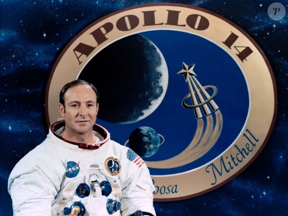 Edgar Mitchell, l'un des douze hommes qui a marché sur la lune, est mort à l'âge de 85 ans le 4 février 2016 à West Palm Beach en Floride. Il faisait partie de la mission Apollo 14.