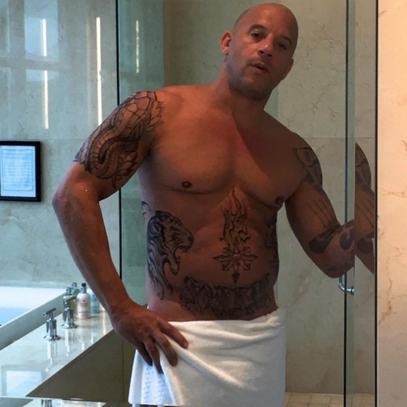 Vin Diesel s'affiche Instagram, quasi nu et très musclé (photo postée le 5 février février 2016).