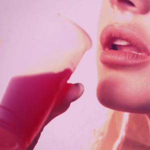 Image du clip "Freak" avec Lana Del Rey et Father John Misty - février 2016.