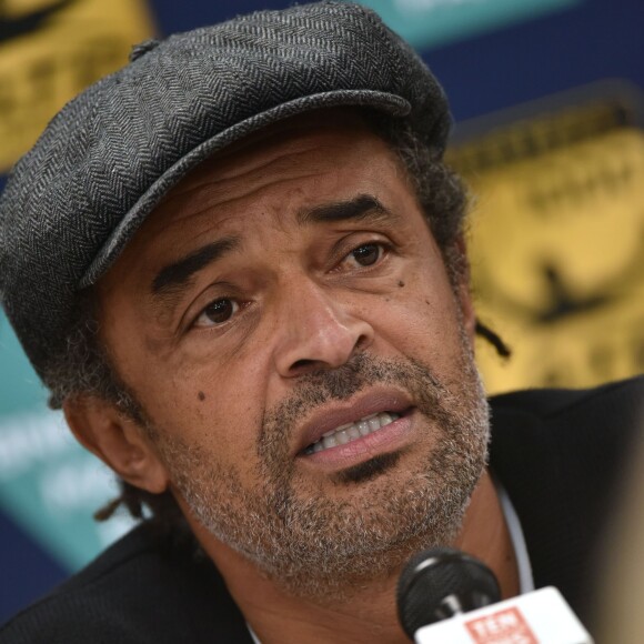 Yannick Noah, capitaine de l'équipe de France de Coupe Davis, lors d'une conférence de presse à l'Accor Hotels Arena à Paris, le 2 novembre 2015. © Giancarlo Gorassini / Bestimage