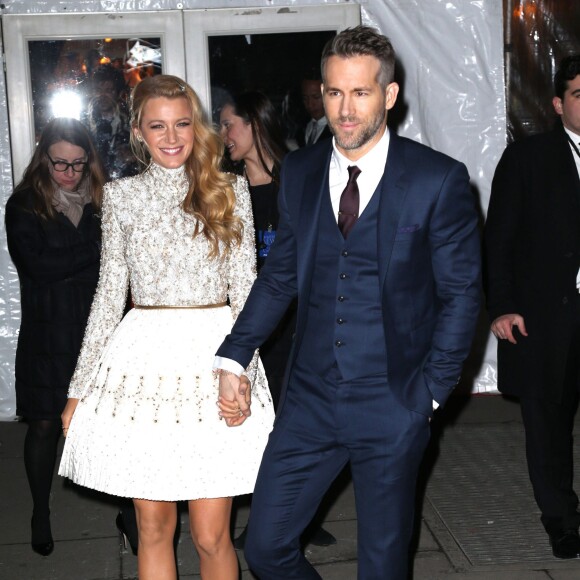 Blake Lively et son mari Ryan Reynolds - Gala de l'amfAR 2016 au Cipriani Wall Street à New York, le 10 février 2016.