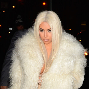 Kim Kardashian arrive au Nigril Jamaican Restaurant de New York le 11 février 2016