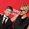 Roan Bronstein et sa mère Sharon Stone lors de la soirée MusiCares Person of the Year honoring Lionel Richie au Los Angeles Convention Center le 13 février 2016.