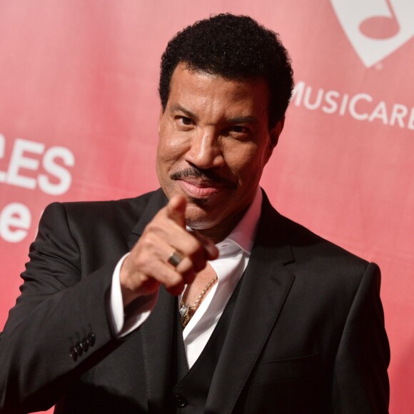 Lionel Richie lors de la soirée MusiCares Person of the Year honoring Lionel Richie au Los Angeles Convention Center le 13 février 2016.