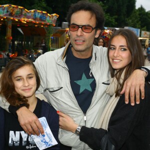 Anthony Delon avec ses filles Liv et Loup - Inauguration de la fete foraine des Tuileries a Paris Le 28 Juin 201329/06/2013 - Paris