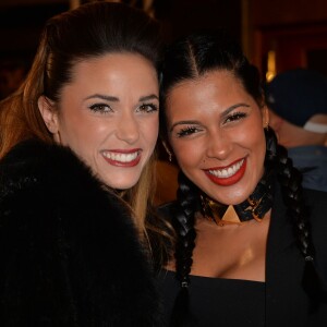 Ayem Nour, enceinte, et Capucine Anav à la cérémonie des Melty Future Awards 2016 au Grand Rex à Paris, le 16 février 2016. © Veeren