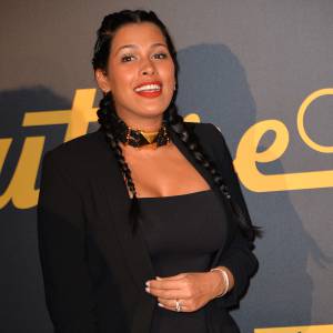 Ayem Nour, enceinte, à la cérémonie des Melty Future Awards 2016 au Grand Rex à Paris, le 16 février 2016. © Veeren