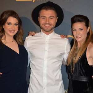 EnjoyPhoenix (Marie Lopez), Antoni Ruiz et Capucine Anav, à la cérémonie des Melty Future Awards 2016 au Grand Rex à Paris, le 16 février 2016.