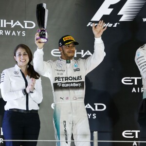 Lewis Hamilton, Mercedes AMG Petronas Formula One Team - Nico Rosberg remporte le Grand prix de formule 1 de Abu Dhabi, Emirats arabes unis le 29 novembre 2015. 29/11/2015 - Abu Dhabi