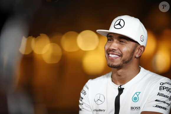Lewis Hamilton, Mercedes AMG Petronas Formula One Team - Nico Rosberg remporte le Grand prix de formule 1 de Abu Dhabi, Emirats arabes unis le 29 novembre 2015. 29/11/2015 - Abu Dhabi