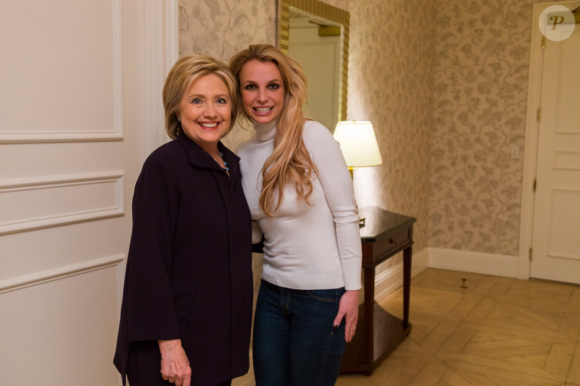Britney Spears rencontre Hillary Clinton à Las Vegas, le jeudi 18 février 2016.