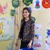 Letizia d'Espagne à Madrid, le 22 février 2016, en visite dans une école pour enfants malades.