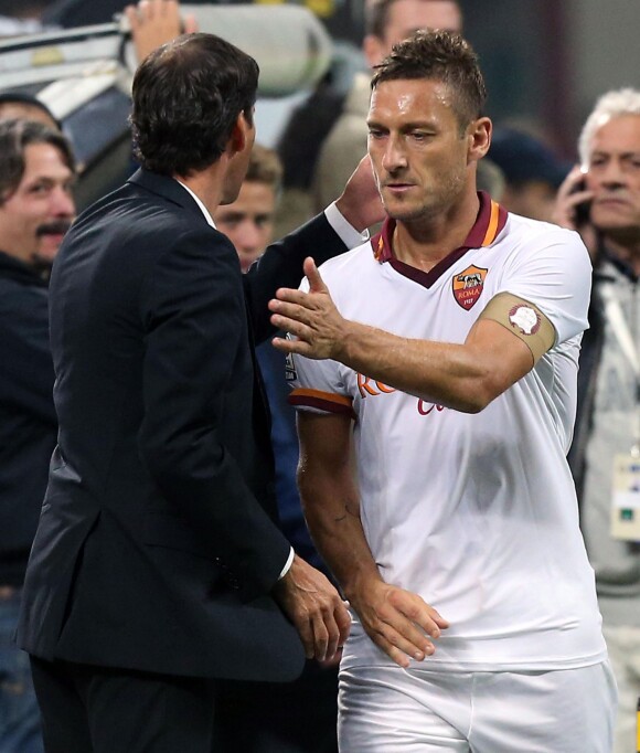 Rudi Garcia et Francesco Totti lors du match de Série A entre l'Inter Milan etl'AS Roma à Giuseppe Meazza à Milan, le 5 octobre 2013