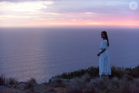 Alicia Vikander dans Une vie entre deux océans (The Light Between Oceans).