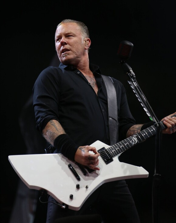 James Hetfield et Metallica lors du Festival de musique de Glastonbury en juin 2014