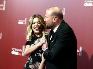 Louane aux César : Câlin avec son "papa Bélier" pompette et selfie gênée
