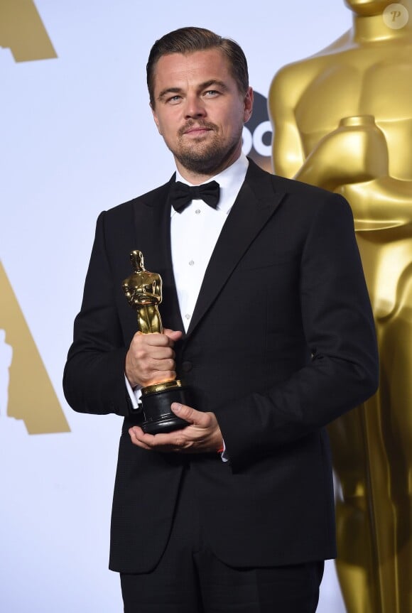 Leonardo DiCaprio (Oscar du meilleur acteur pour le film "The Revenant") - Press Room de la 88ème cérémonie des Oscars à Hollywood, le 28 février 2016.