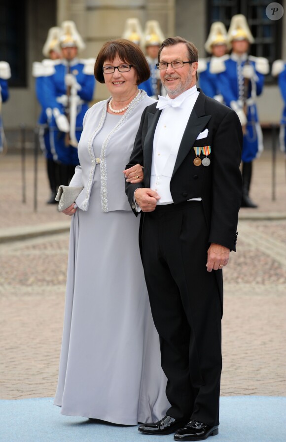 Ewa et Olle Westling, parents du prince Daniel de Suède, au mariage de leur fils et de la princesse héritière Victoria de Suède le 19 juin 2010 à Stockholm.