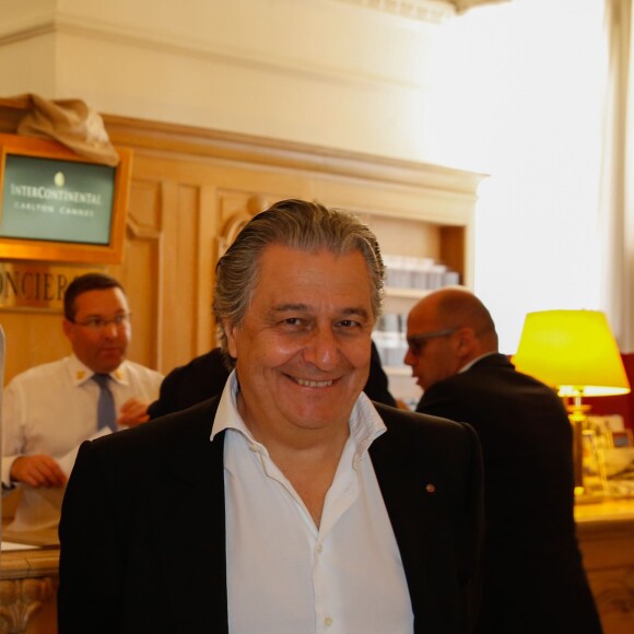 Exclusif - Christian Clavier - Personnalités à l'hôtel Intercontinental Carlton lors du 68ème festival international du film de Cannes. Le 16 mai 2015.