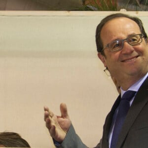 Le président de la république François Hollande inaugure le 53ème Salon de l'Agriculture à Paris le 27 février 2016.