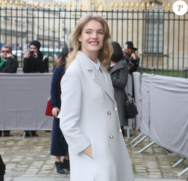 Natalia Vodianova - Arrivées au défilé de mode "Christian Dior", collection prêt-à-porter automne-hiver 2016-2017 au musée du Louvre à Paris, le 4 mars 2016. © CVS/Veeren/Bestimage