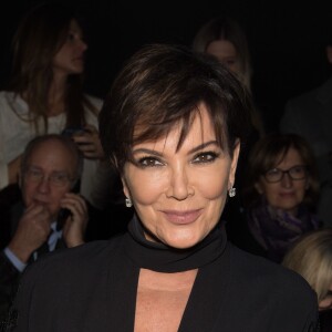 Kris Jenner lors du défilé "Elie Saab" prêt-à-porter Automne-Hiver 2016/2017 à Paris le 5 mars 2016. © Agence / Bestimage  Celebs at "Elie Saab" RTW fall/winter 2016-2017 fashion show in Paris on march 5th 201605/03/2016 - Paris