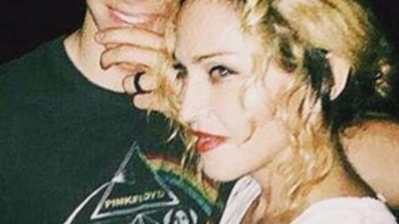 Madonna craque sur scène à Auckland le 5 mars 2016 en dédiant La Vie en rose à son fils Rocco.