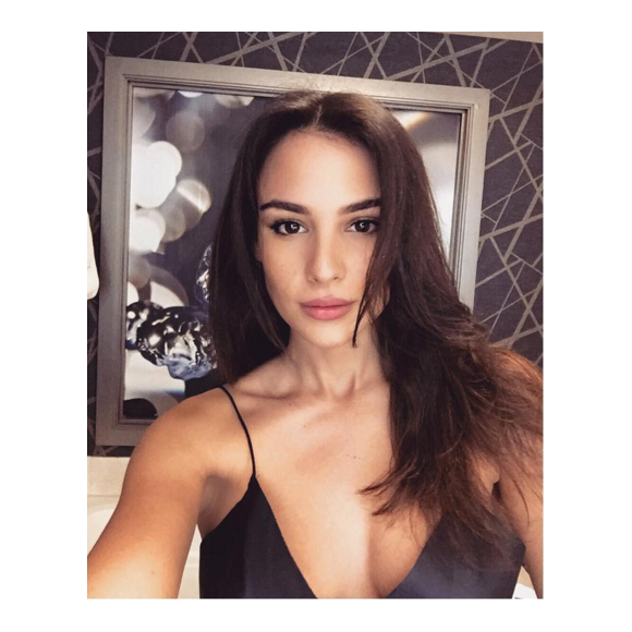 Jade Leboeuf : La bombe toujours très sexy sur Instagram. Un décolleté envoûtant !