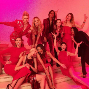 Les L'Oréal Girls assistent à la soirée Red Obsession de L'Oréal Paris. Paris, le 8 mars 2016.