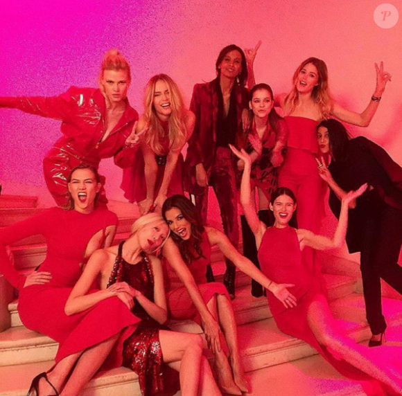 Les L'Oréal Girls assistent à la soirée Red Obsession de L'Oréal Paris. Paris, le 8 mars 2016.