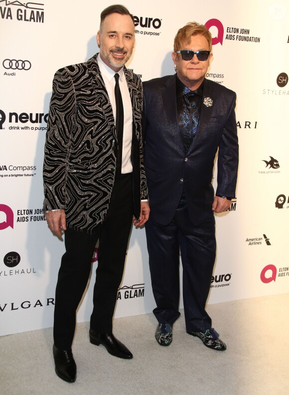David Furnish et son mari Elton John à la soirée Elton John AIDS foundation 2016 à West Hollywood Park à West Hollywood, le 28 février 2016