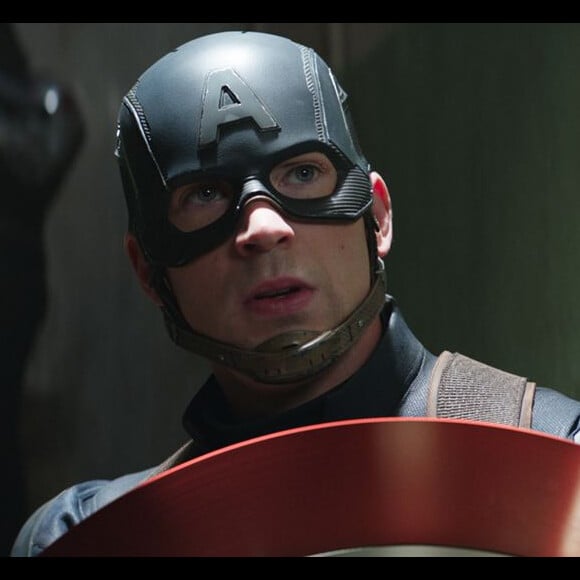 Chris Evans dans Captain America - Civil War.