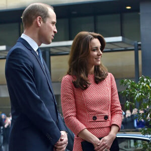 Le prince William, duc de Cambridge, et Kate Middleton, duchesse de Cambridge, rencontraient des membres de l'association XLP à Londres le 11 mars 2016.