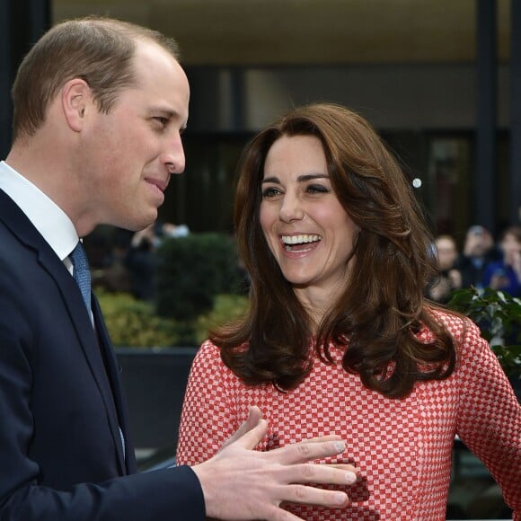 Le prince William, duc de Cambridge, et Kate Middleton, duchesse de Cambridge, rencontraient des membres de l'association XLP à Londres le 11 mars 2016.