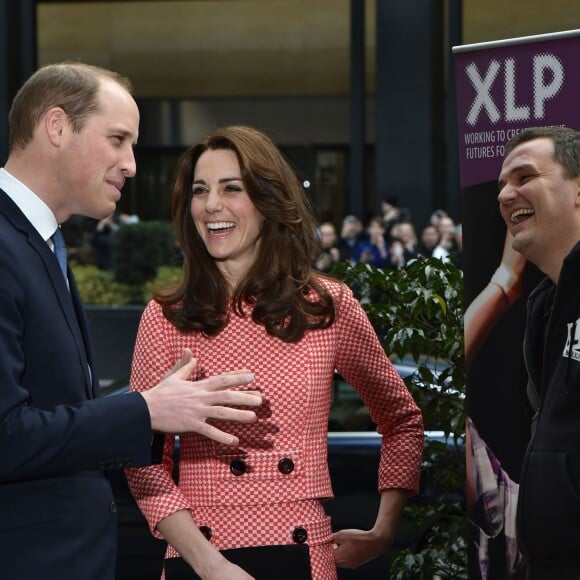 Le prince William, duc de Cambridge, et Kate Middleton, duchesse de Cambridge, rencontraient des membres de l'association XLP à Londres le 11 mars 2016.