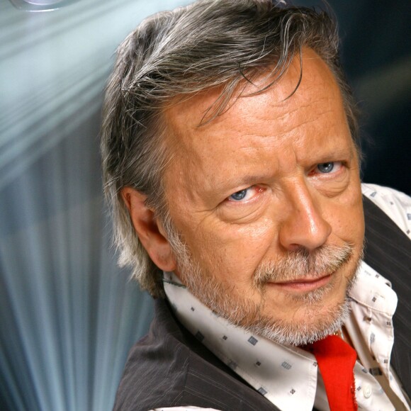 Portrait du chanteur Renaud à Paris, en 2009