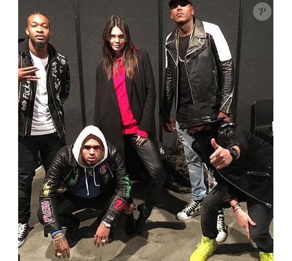 Kendall Jenner et Chris Brown lors de la Fashion Week à Milan, le 27 février 2016.