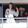 Semi-Exclusif - Kendall Jenner et Harry Styles sont très complices lors de leur vacances à bord d'un yacht au large de Saint-Barthélemy le1er janvier 2016.