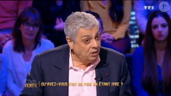 Enrico Macias dans Action ou vérité, le 18 mars 2016 sur TF1.