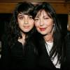 Marie Berry (soeur de Richard Berry) et sa fille - Soirée anniversaire au Hyatt Regency à Paris. En 2006.